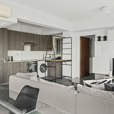 Phaedrus Living: Seaside Phinikoudes Flat Апартаменты